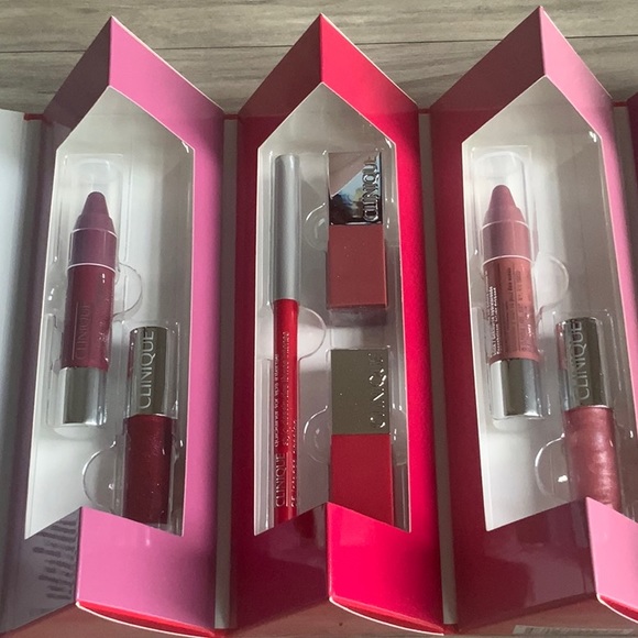 ❤️ Clinique Ultimate Lip Roll Out - Picture 7 of 9